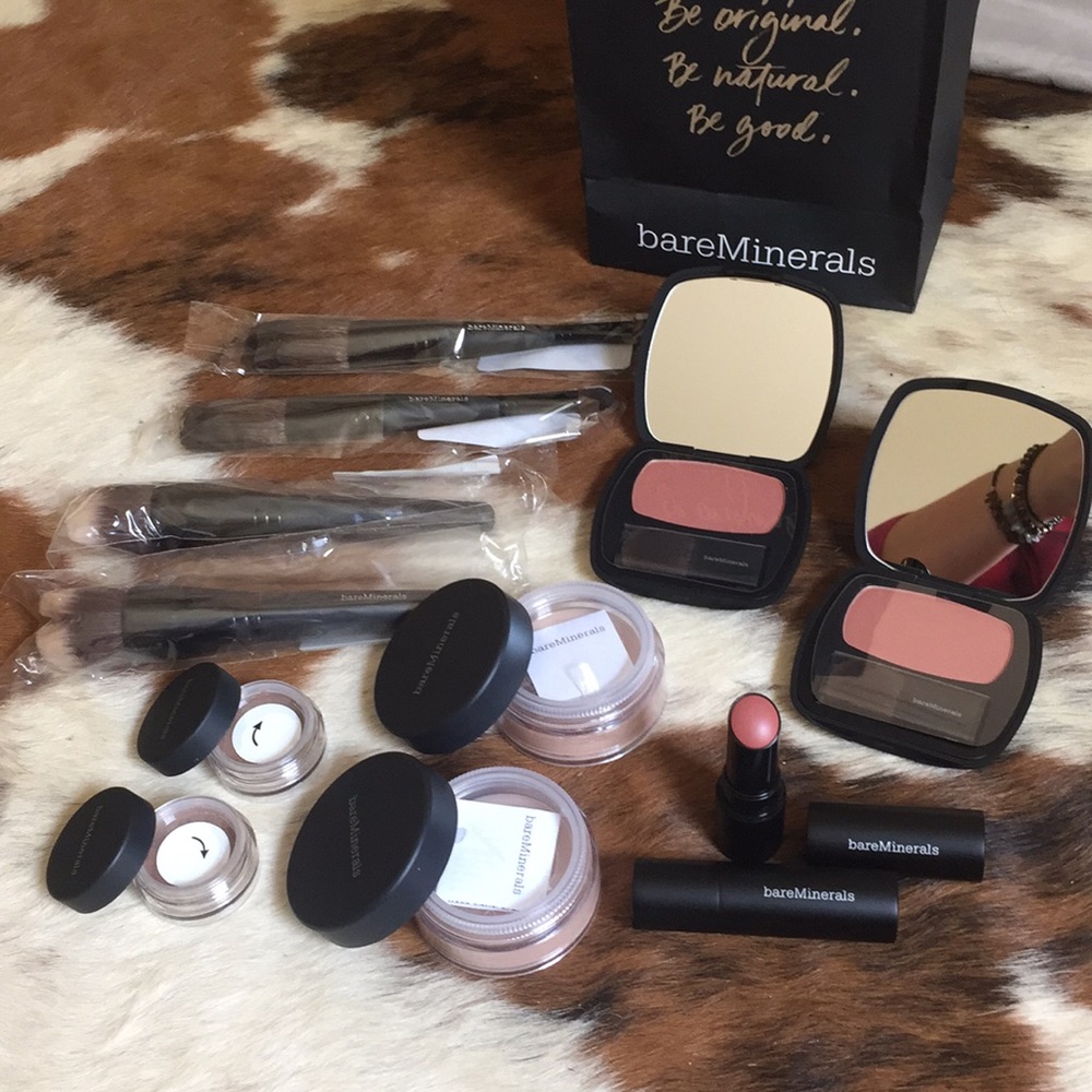 Bare minerals makeup bundle